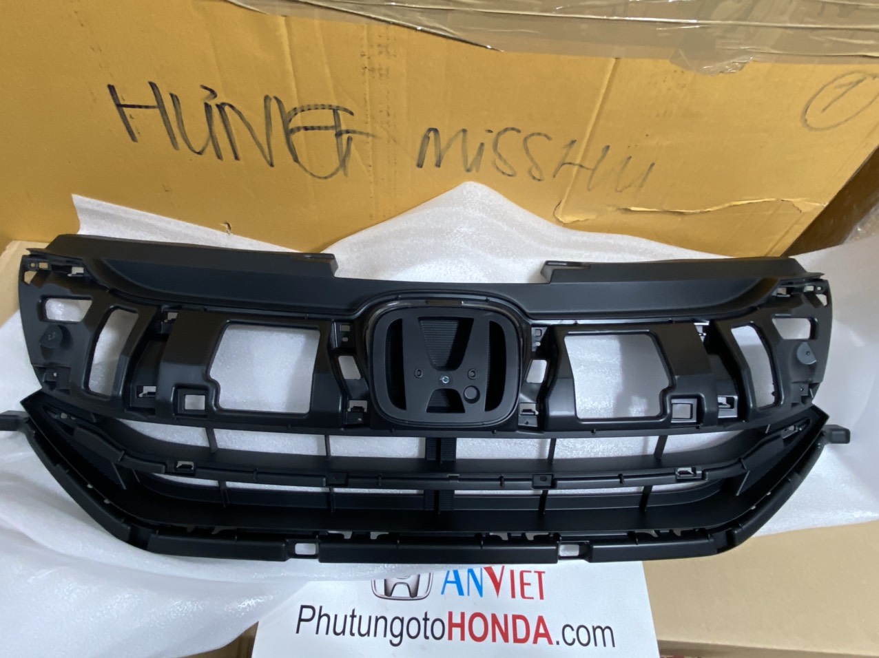 Mặt ca lăng xe Honda CITY 2014-2017 Phần đế